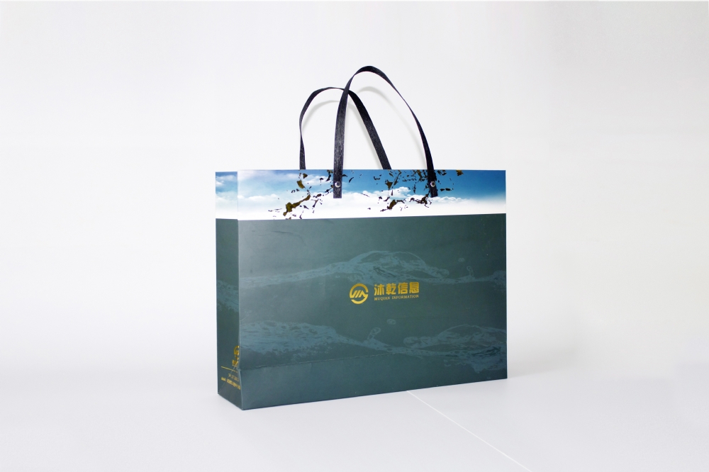 铆钉+烫金+纸排绳手提袋印刷